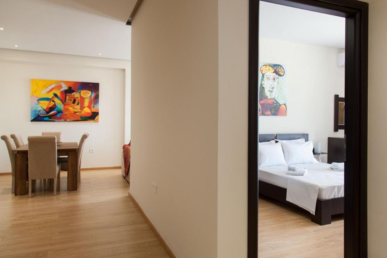 Modern Apt In Glyfada A Breath Away From The Sea - The View Αθήνα Εξωτερικό φωτογραφία