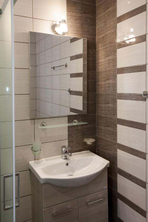 Modern Apt In Glyfada A Breath Away From The Sea - The View Αθήνα Εξωτερικό φωτογραφία