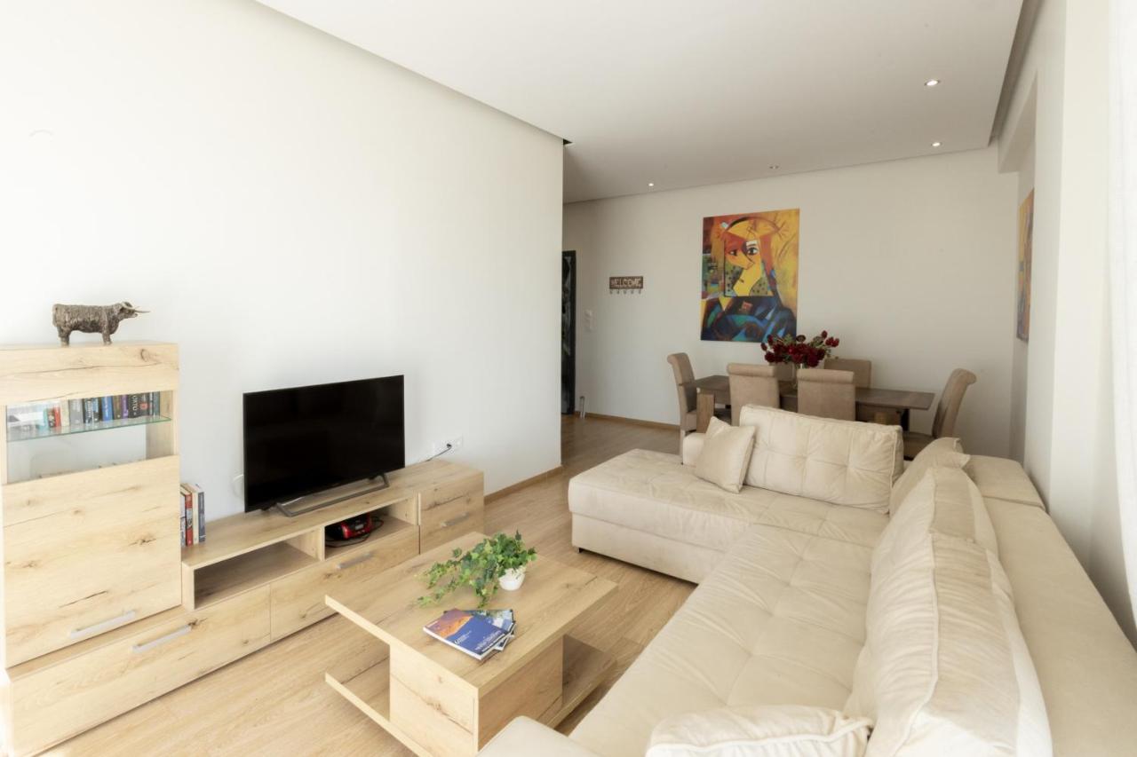 Modern Apt In Glyfada A Breath Away From The Sea - The View Αθήνα Εξωτερικό φωτογραφία