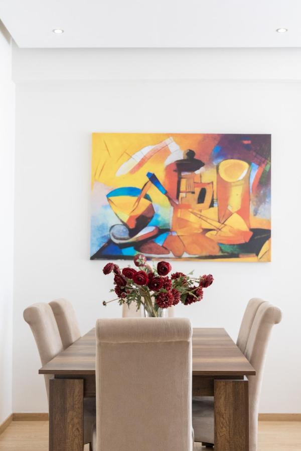 Modern Apt In Glyfada A Breath Away From The Sea - The View Αθήνα Εξωτερικό φωτογραφία