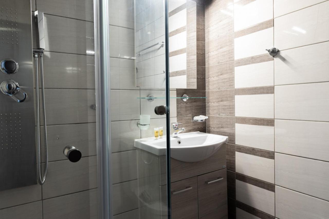 Modern Apt In Glyfada A Breath Away From The Sea - The View Αθήνα Εξωτερικό φωτογραφία